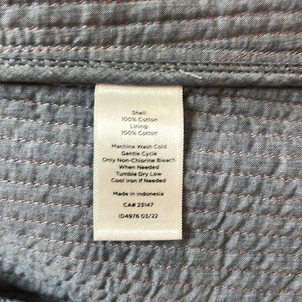TALBOTS MIXED PATTERN QUILTED FLORAL JACKET SIZE XS NWOT - Picture 10 of 13